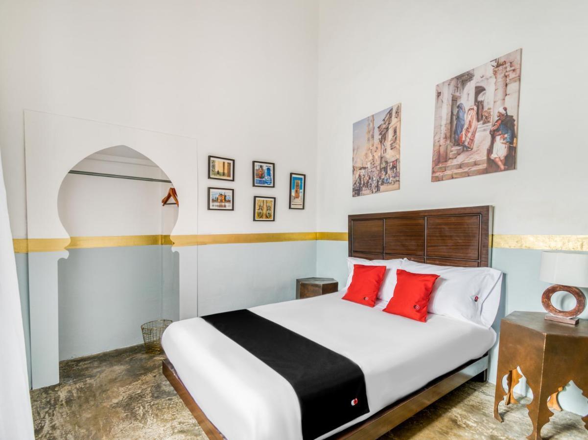 Hotel Capital O 2*